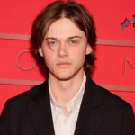 christopher briney height